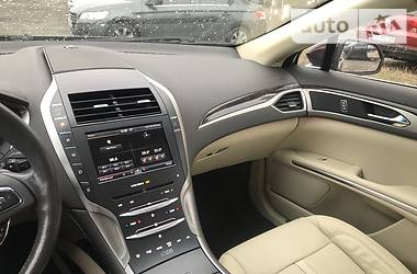 Седан Lincoln MKZ 2013 в 