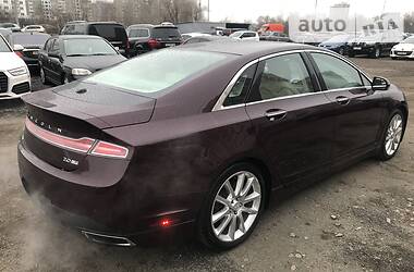 Седан Lincoln MKZ 2013 в 