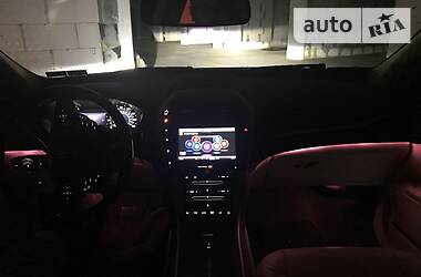 Седан Lincoln MKZ 2013 в 