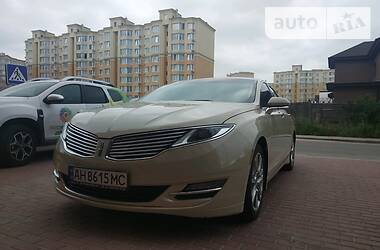 Lincoln MKZ 2014