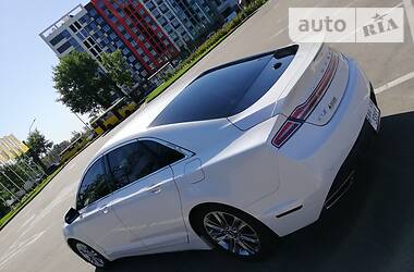 Седан Lincoln MKZ 2014 в Киеве