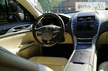 Седан Lincoln MKZ 2014 в Киеве