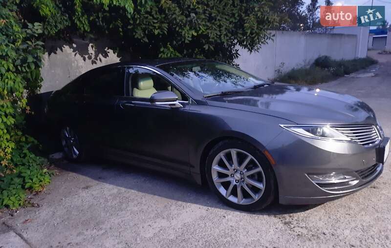 Седан Lincoln MKZ 2015 в Кременчуге