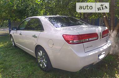 Седан Lincoln MKZ 2011 в Киеве