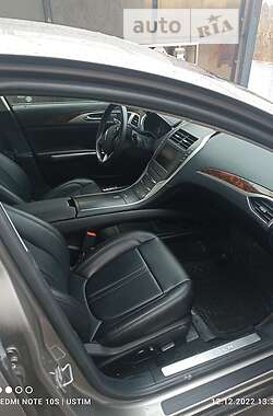 Седан Lincoln MKZ 2016 в 