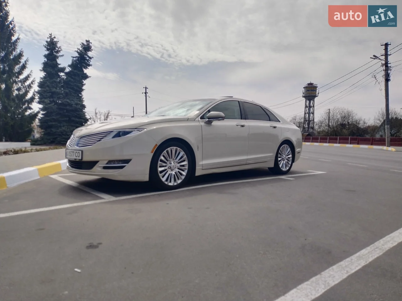 2016 Lincoln MKZ - мініатюра 32
