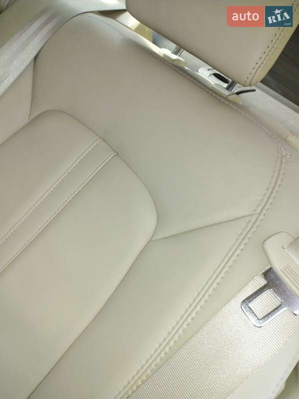 Седан Lincoln MKZ 2015 в Києві