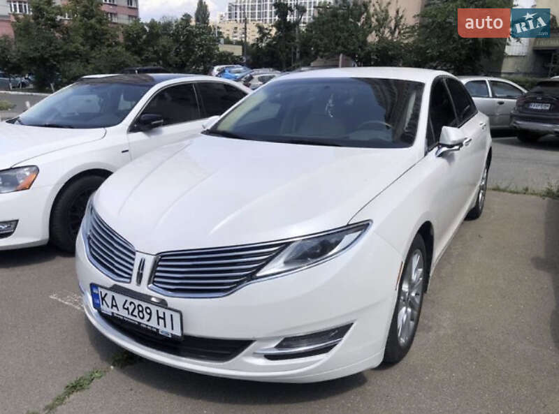 Lincoln MKZ 2014