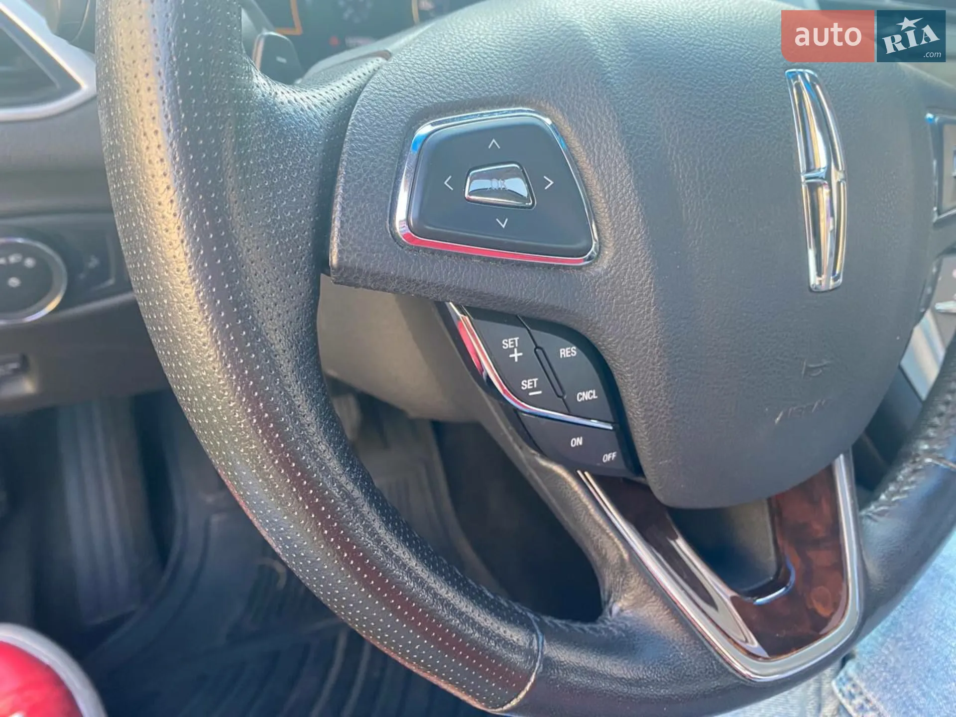 2014 Lincoln MKZ - мініатюра 22