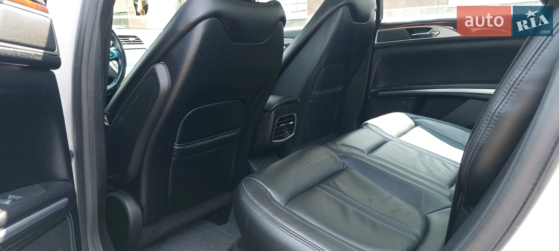 2014 Lincoln MKZ - мініатюра 8