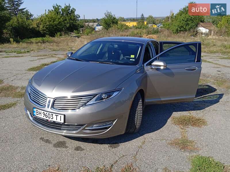 Седан Lincoln MKZ 2015 в Киеве