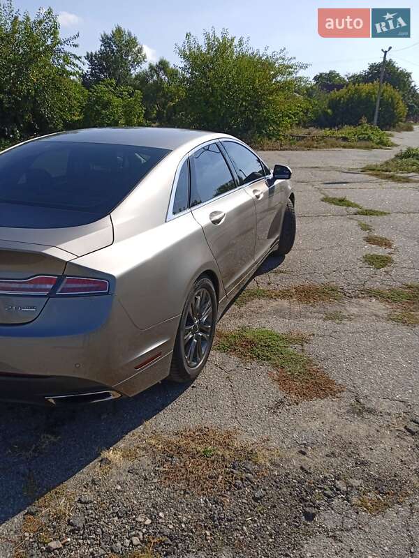 Седан Lincoln MKZ 2015 в Киеве