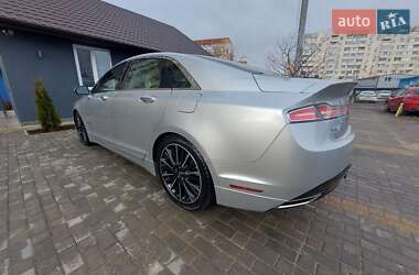 Lincoln MKZ 2014