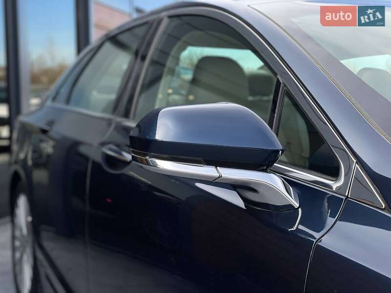 Седан Lincoln MKZ 2016 в Ровно