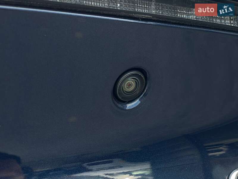 Седан Lincoln MKZ 2016 в Ровно