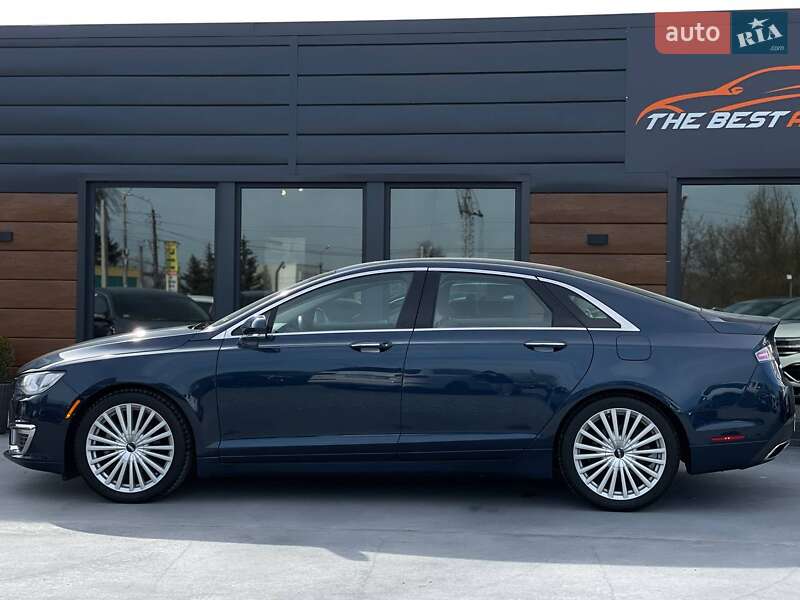 Седан Lincoln MKZ 2016 в Ровно