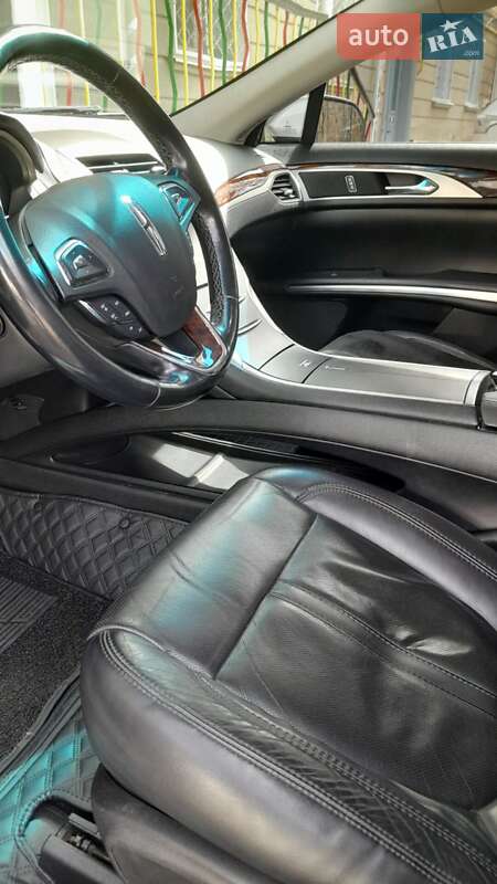 Седан Lincoln MKZ 2015 в Одессе