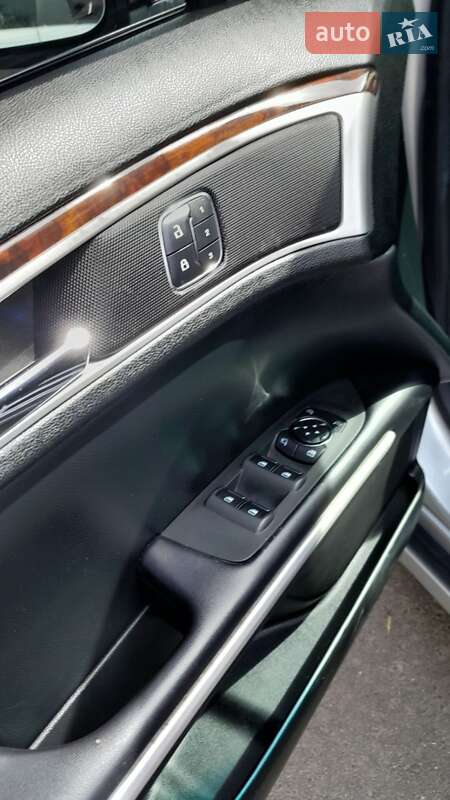 Седан Lincoln MKZ 2015 в Одессе