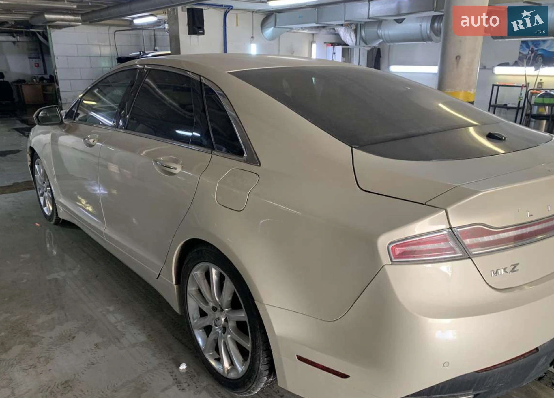 2013 Lincoln MKZ - мініатюра 2