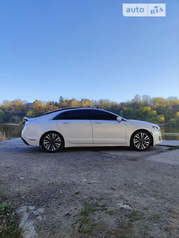 Седан Lincoln MKZ 2016 в Виннице