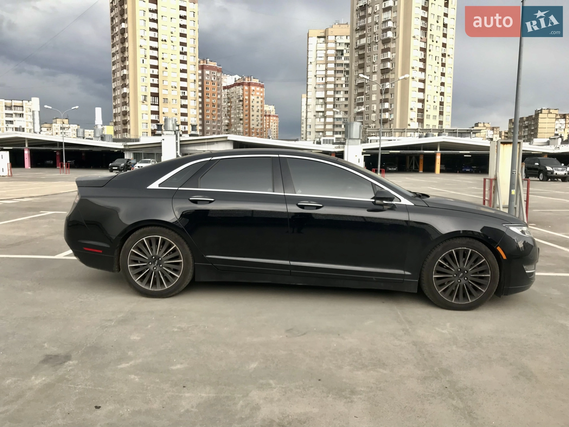 2016 Lincoln MKZ - мініатюра 9