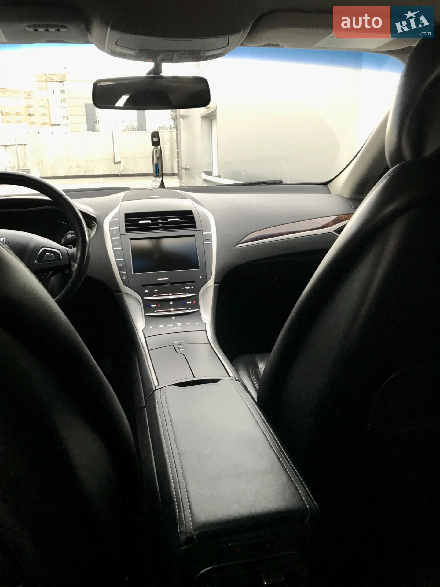 2016 Lincoln MKZ - мініатюра 14