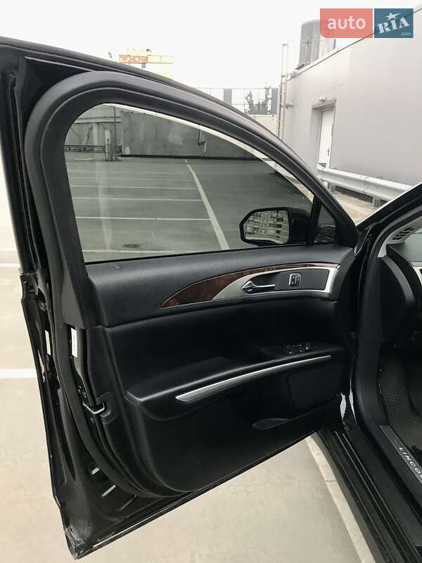 Седан Lincoln MKZ 2016 в Києві