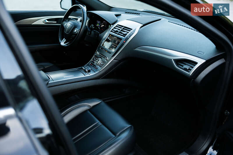 Седан Lincoln MKZ 2019 в Днепре