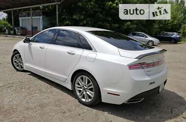 Lincoln MKZ 2016