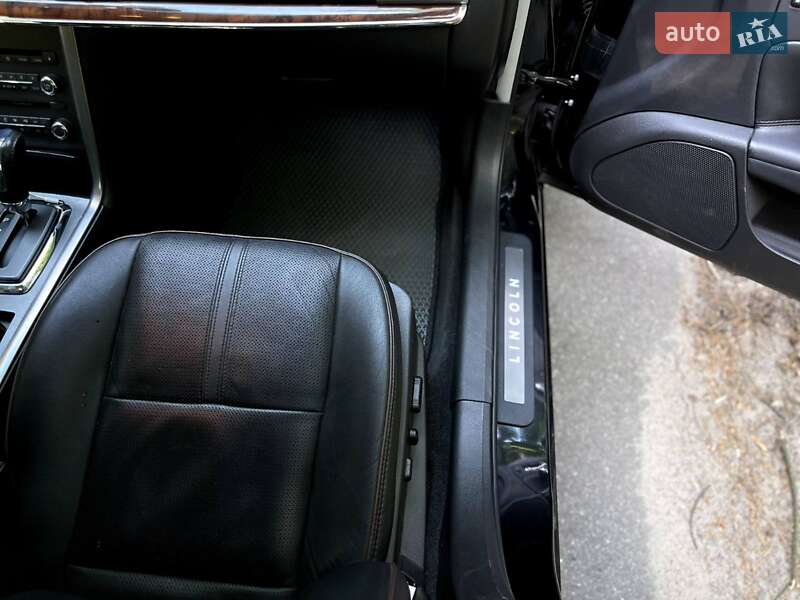Седан Lincoln MKZ 2011 в Києві