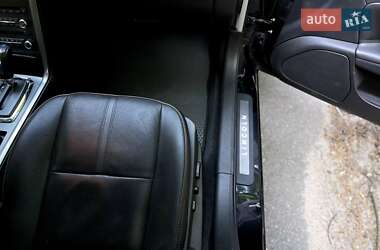 Седан Lincoln MKZ 2011 в 