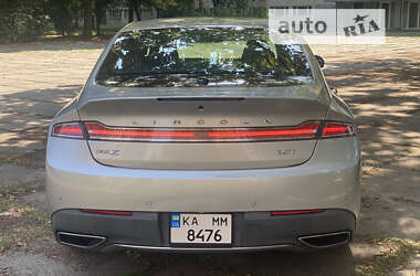 Седан Lincoln MKZ 2017 в 