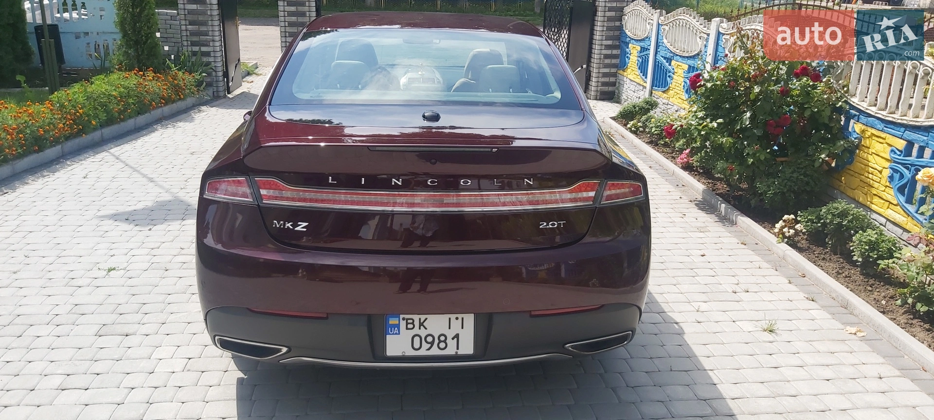 2016 Lincoln MKZ - мініатюра 12