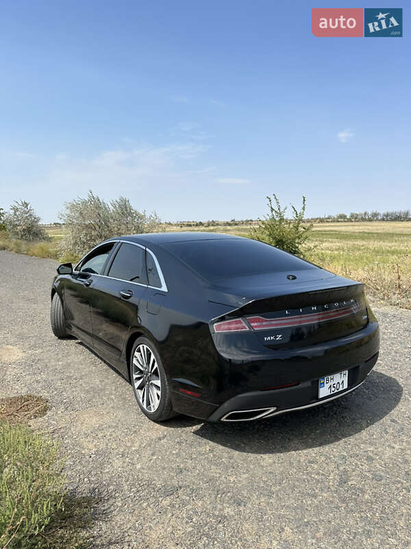 Седан Lincoln MKZ 2016 в Рені