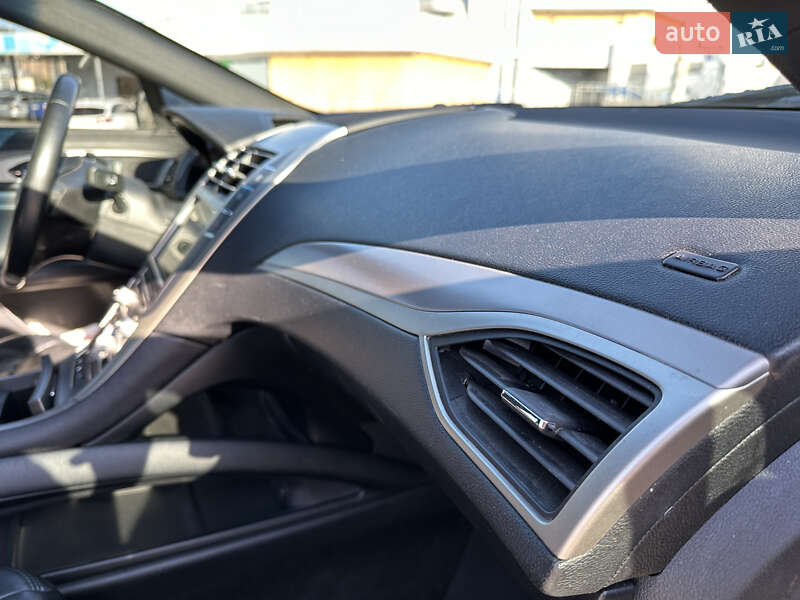 Седан Lincoln MKZ 2017 в Києві