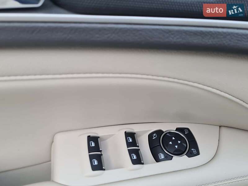 Седан Lincoln MKZ 2017 в Киеве