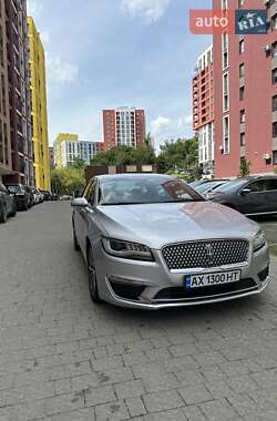Седан Lincoln MKZ 2017 в Львові