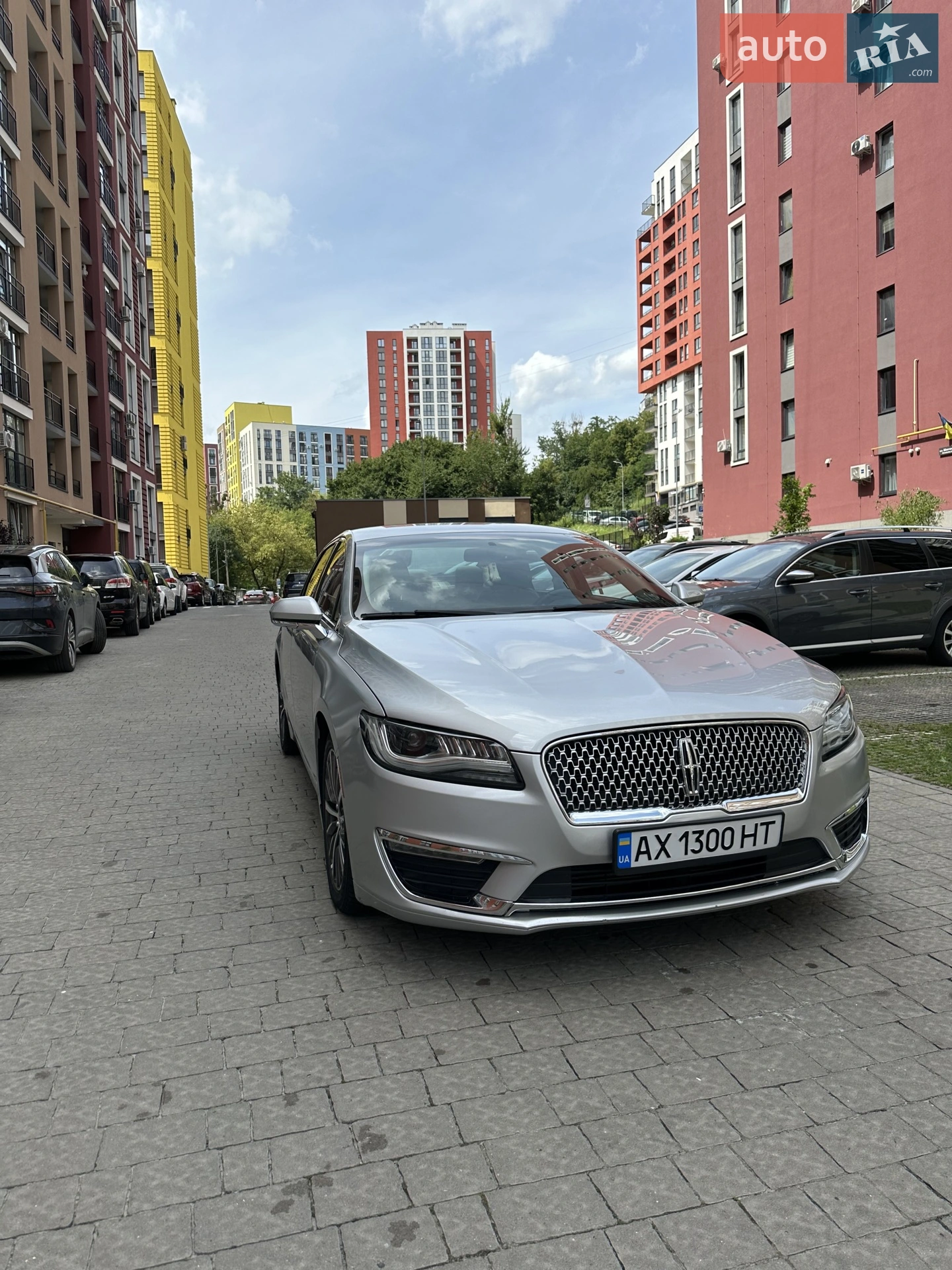 2017 Lincoln MKZ - мініатюра 3