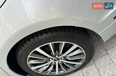 Седан Lincoln MKZ 2017 в Львові