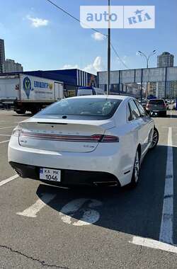 Седан Lincoln MKZ 2015 в Києві