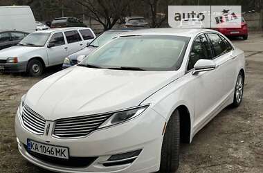 Lincoln MKZ 2015