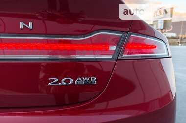 Седан Lincoln MKZ 2015 в Львове