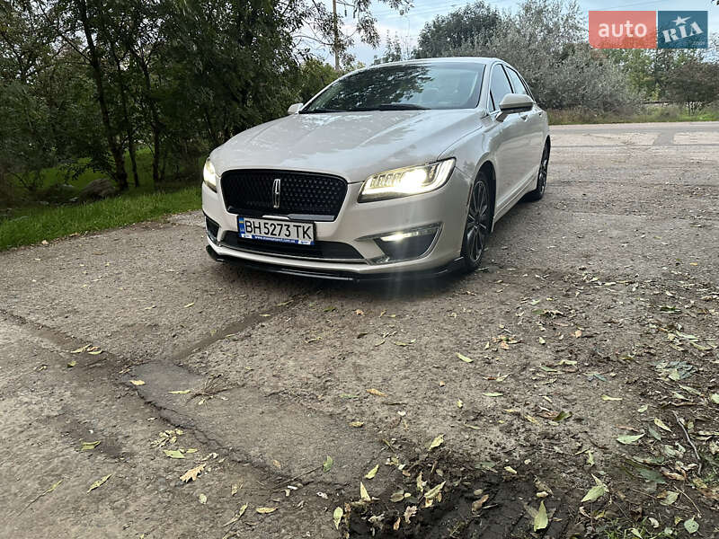 Lincoln MKZ 2016