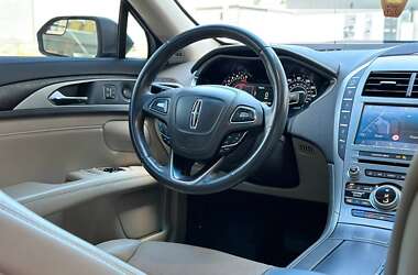 Седан Lincoln MKZ 2019 в Киеве