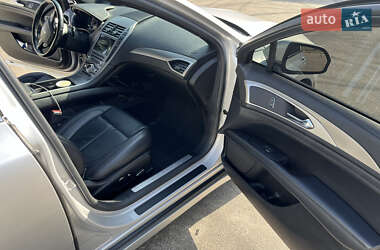 Седан Lincoln MKZ 2016 в 