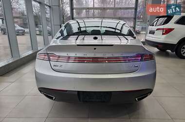 Седан Lincoln MKZ 2015 в 