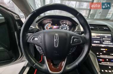 Седан Lincoln MKZ 2015 в 