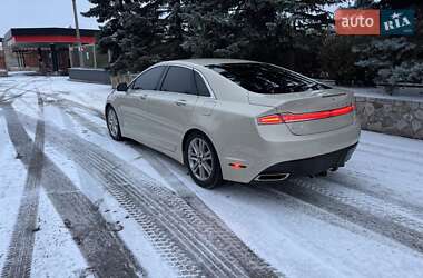 Lincoln MKZ 2015