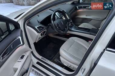 Седан Lincoln MKZ 2015 в Києві