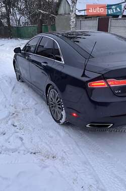 Lincoln MKZ 2013